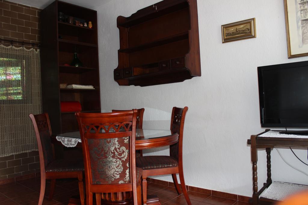 Apartments Mijuskovic ドンジ・モリンジ 部屋 写真